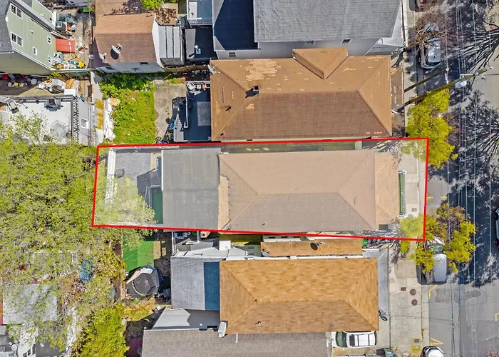 9 Bedroom, 14 Beds House Great For Big Groups Near Boardwalk, Tropicana