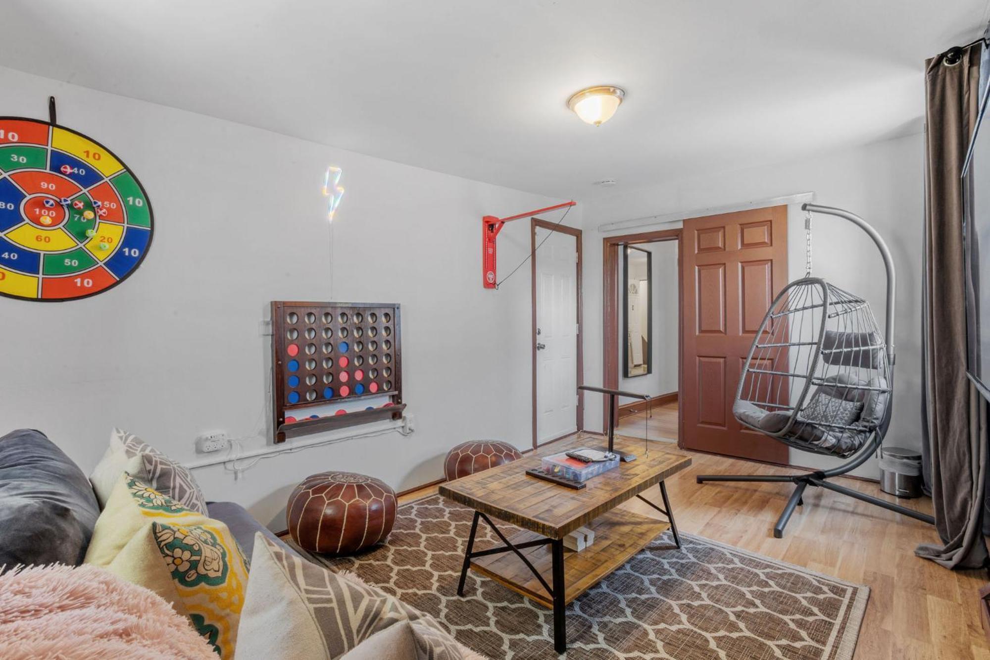 Casa vacanze 9 Bedroom, 14 Beds House Great For Big Groups Near Boardwalk, Tropicana