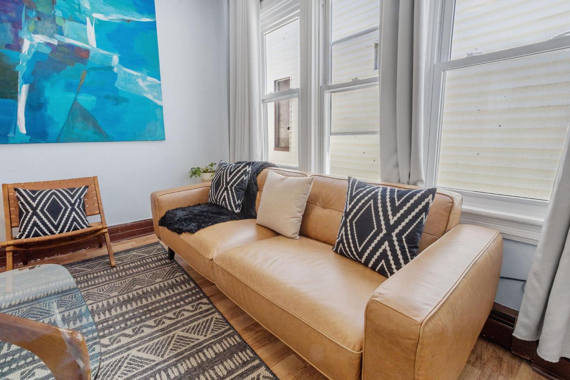 9 Bedroom, 14 Beds House Great For Big Groups Near Boardwalk, Tropicana * Atlantic City