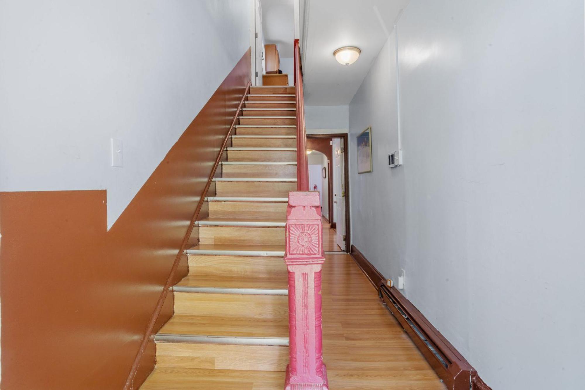 9 Bedroom, 14 Beds House Great For Big Groups Near Boardwalk, Tropicana Holiday home